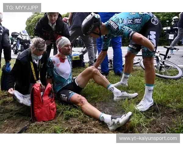 成都自行车比赛集体摔车,伤情严重引关注,成都自行车比赛报名 成都自行车比赛集体摔车,伤情严重引关注,成都自行车比赛报名